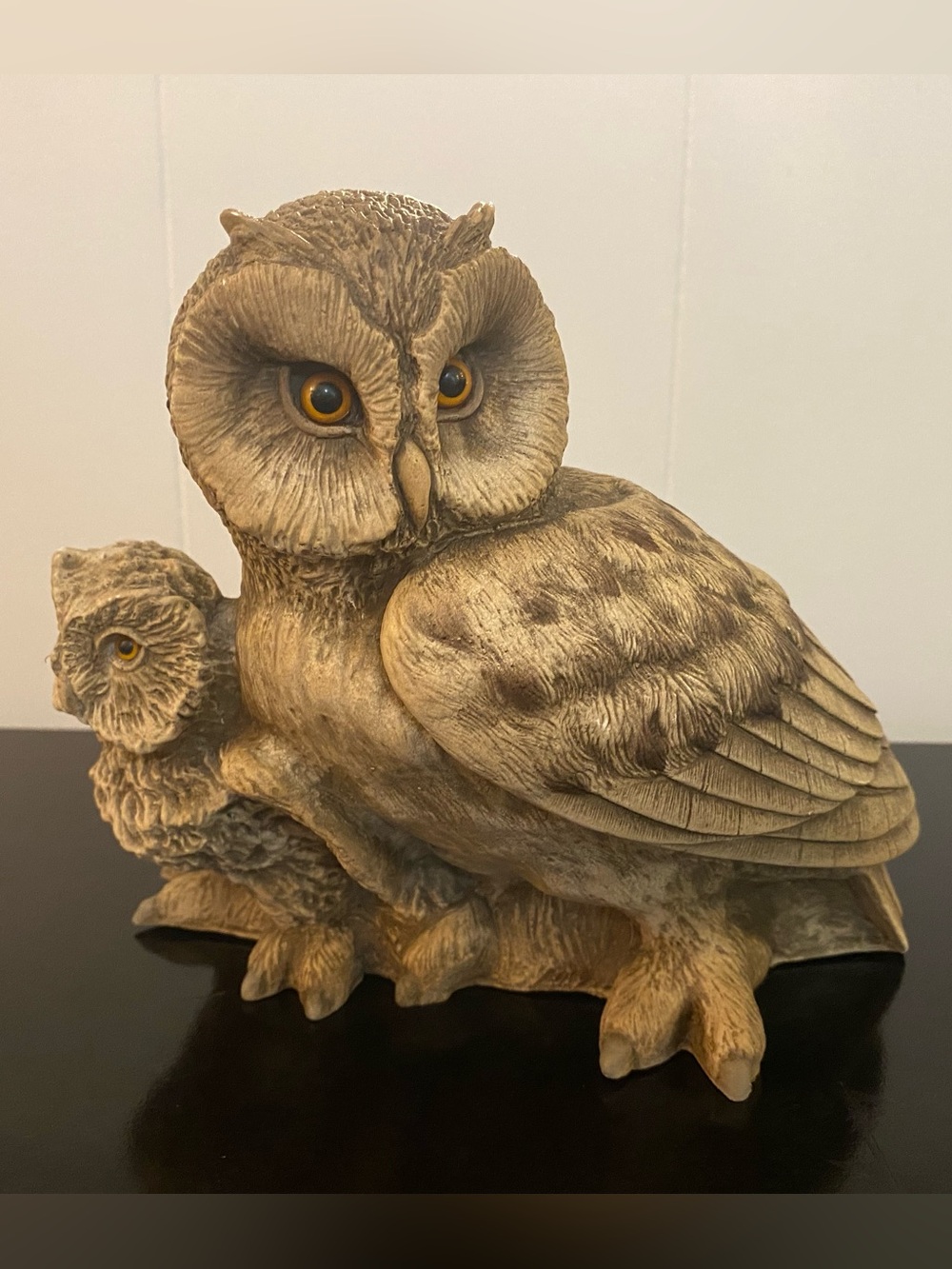 Universal Statuary Resin Mother Owl & Owlet Sculpture 1990